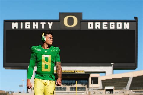How to Watch the Oregon vs. Idaho Game: Streaming .